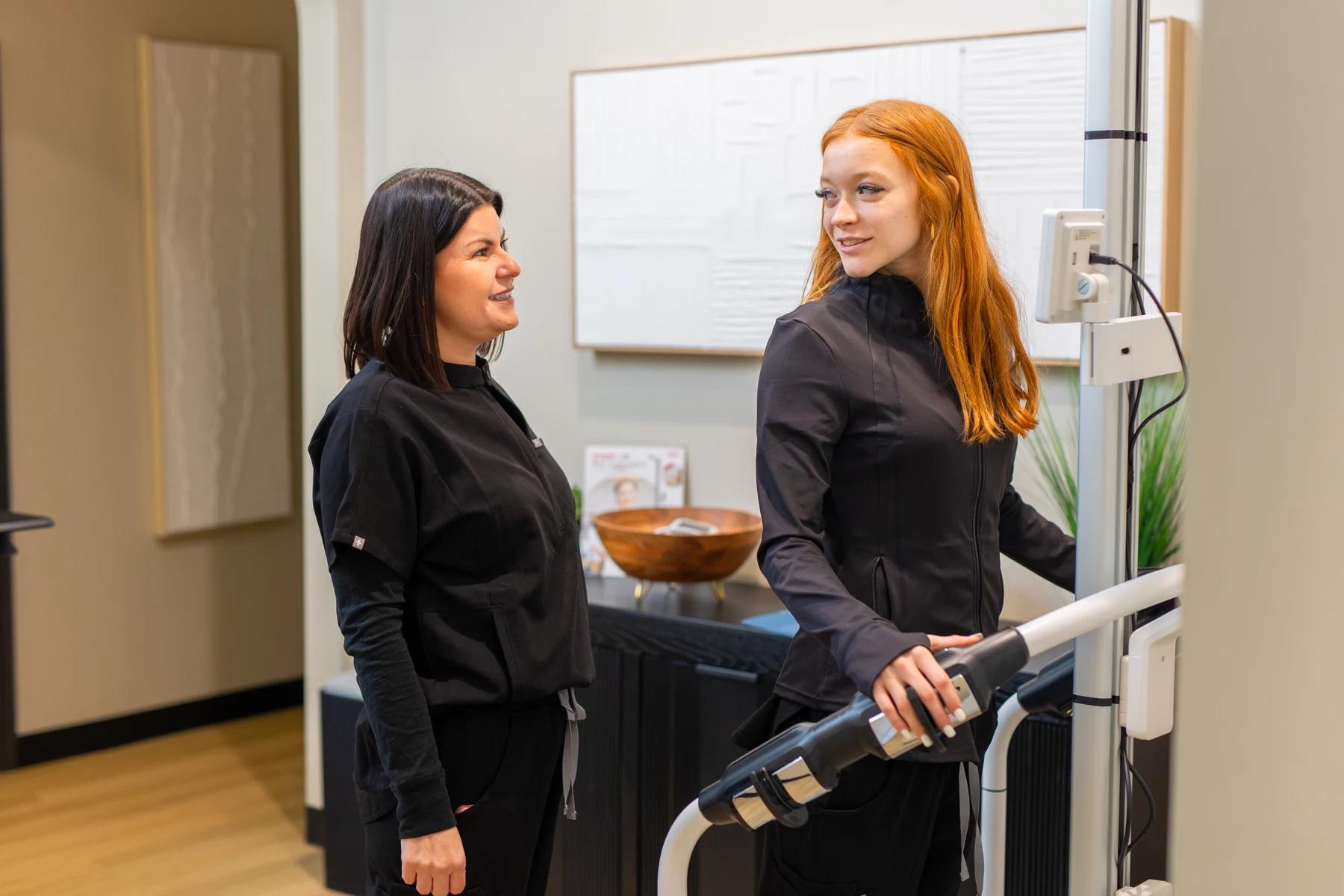 CMWLS clinicians welcoming a patient at the Gainesville, VA medical weight loss clinic